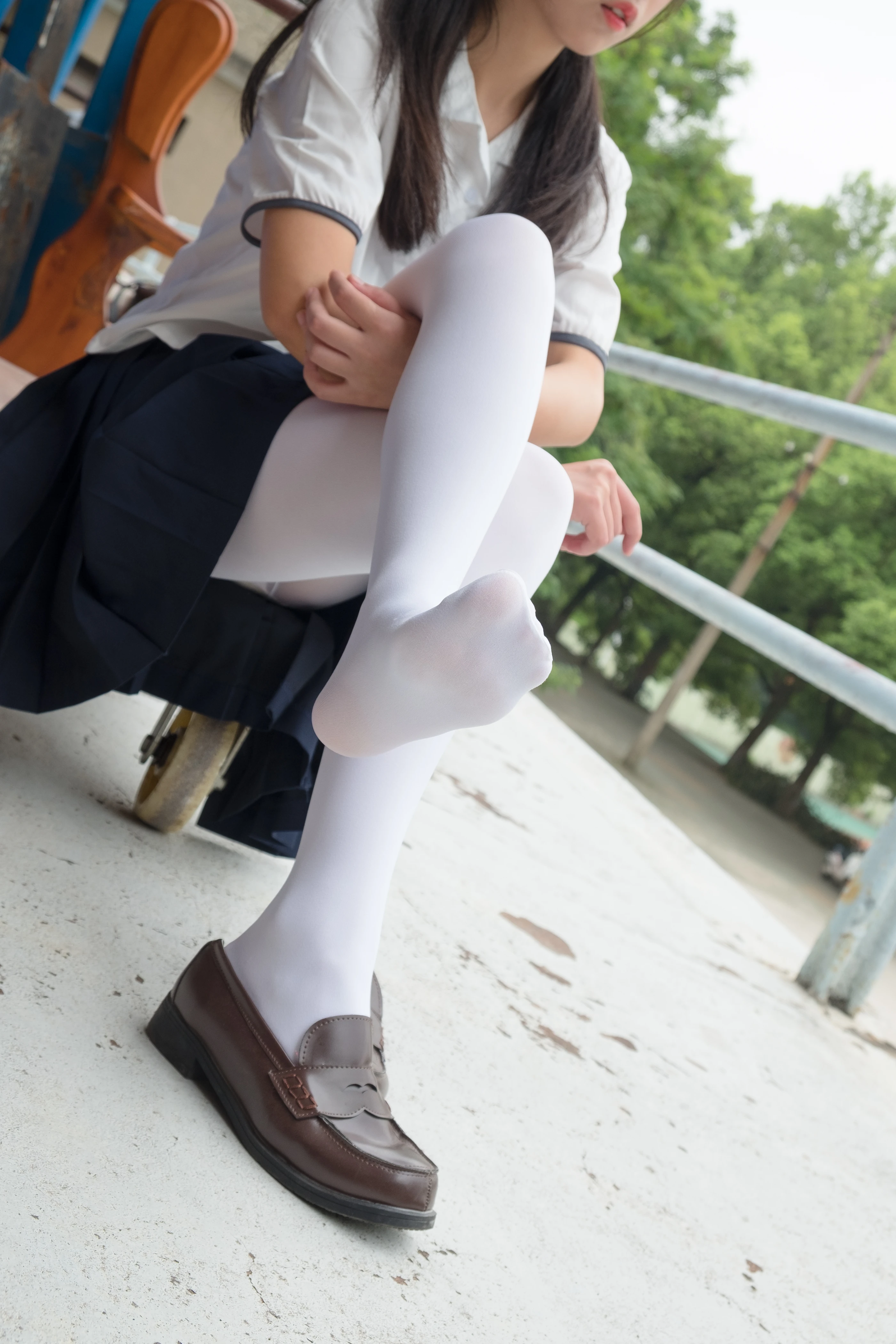 森萝财团 R15-034 [102P]插图5